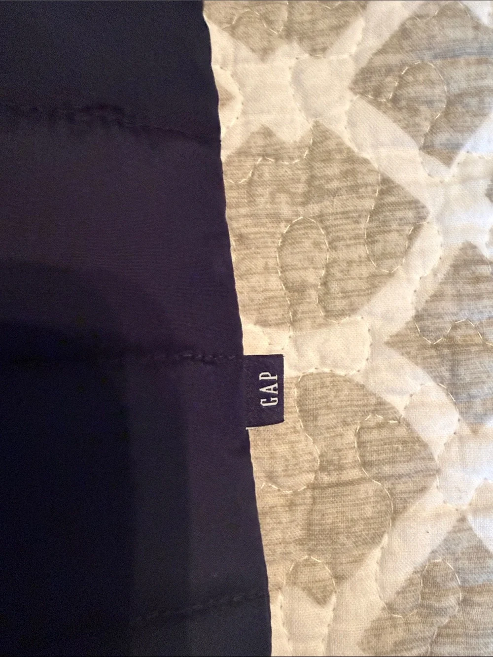 GAP Men's Navy Quilted Puffer Vest